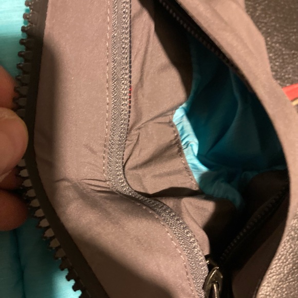 Burton AK Goretex Down Jacket - Picture 9 of 9